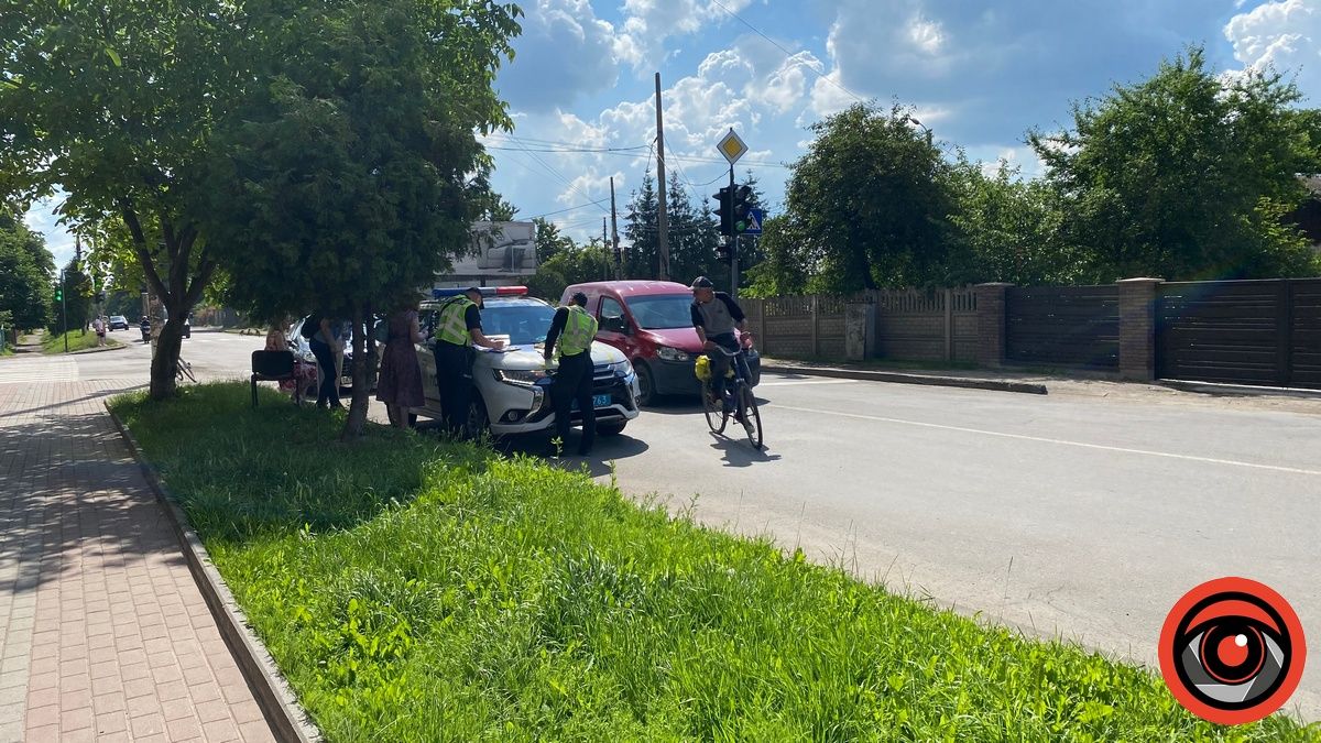 На вулиці Мазепи у Коломиї збили велосипедиста 1