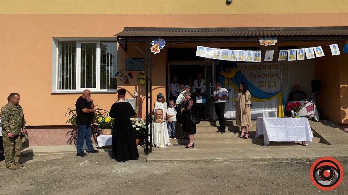 У Годи-Добровідській гімназії відкрили меморіальну дошку загиблому Герою Андрію Луканюку 5