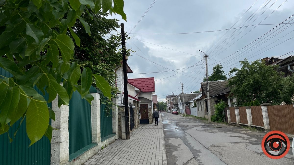 Цегельня Рамлера, перші будинки та зведення в'язниці: історія вулиці Павлика 6