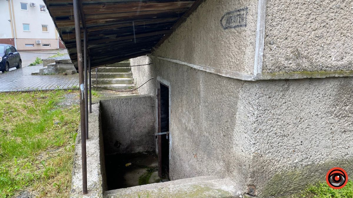 Як виглядає укриття однієї з багатоповерхівок Коломиї? 7