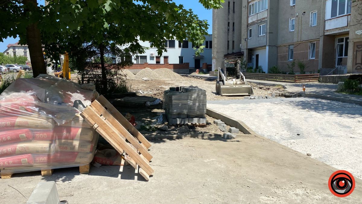 Скільки коштує ремонт міжбудинкових заїздів на вул. Мазепи 5