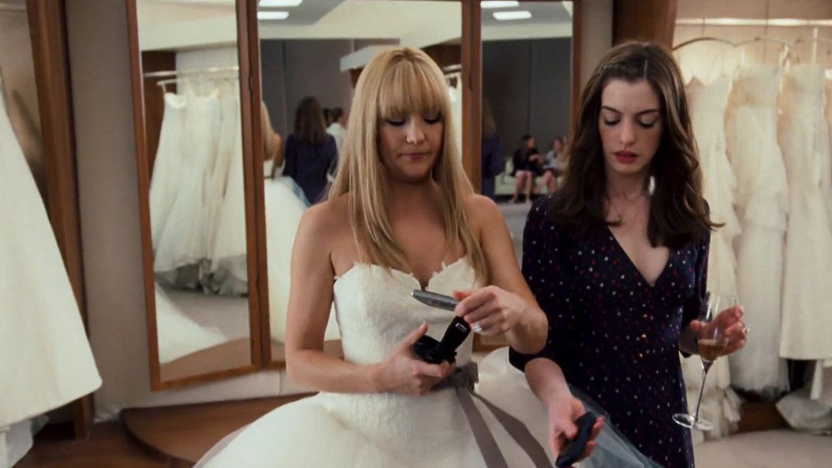 "Війна наречених": легкий фільм на вечір неділі 4