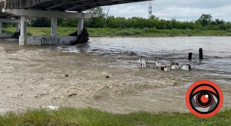 Який рівень води у Пруті? 1