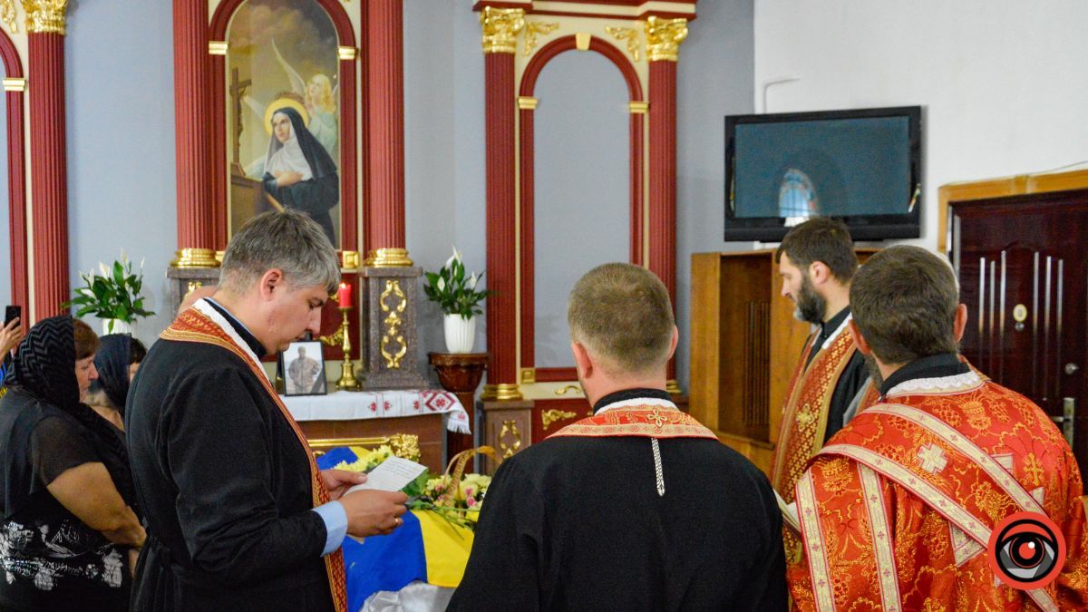 Коломия провела в останню дорогу Героя Володимира Жданова 3