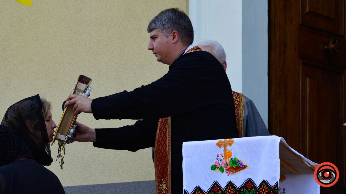 Коломия провела в останню дорогу Героя Володимира Жданова 26