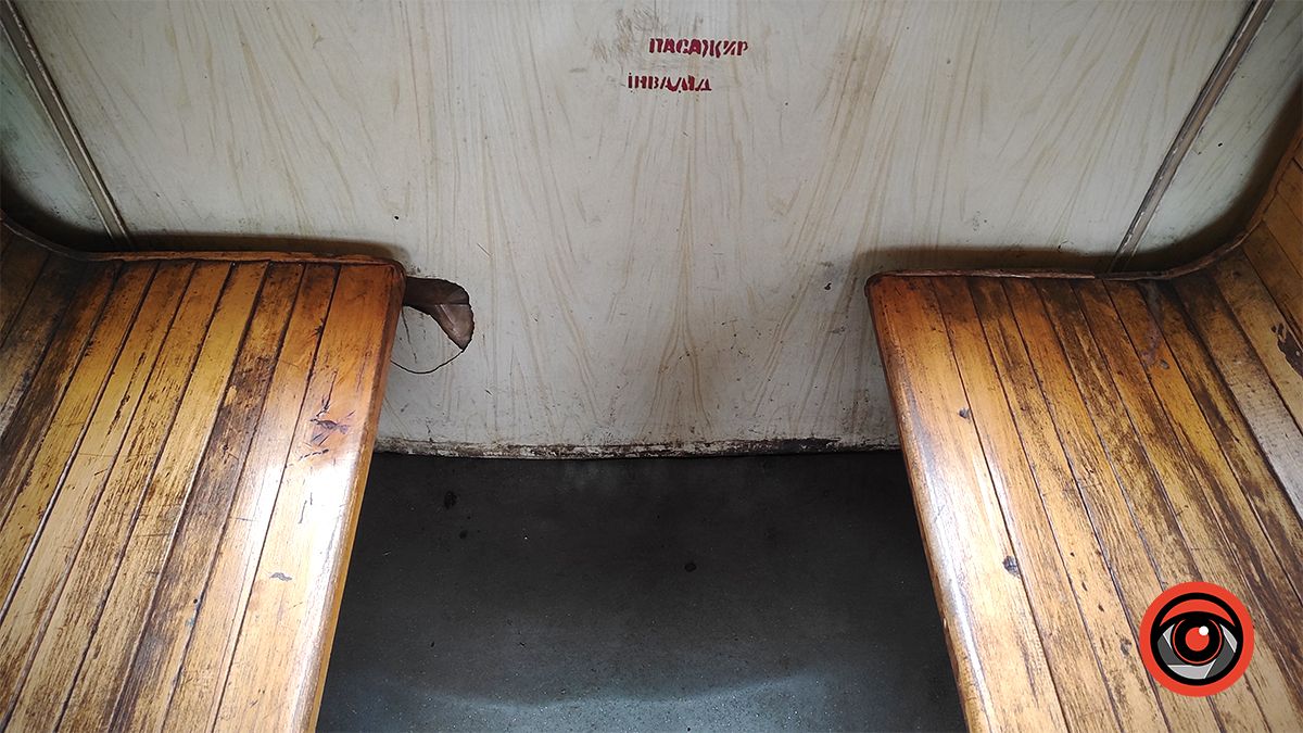 Як нині виглядає потяг на Карпати з Коломиї 11