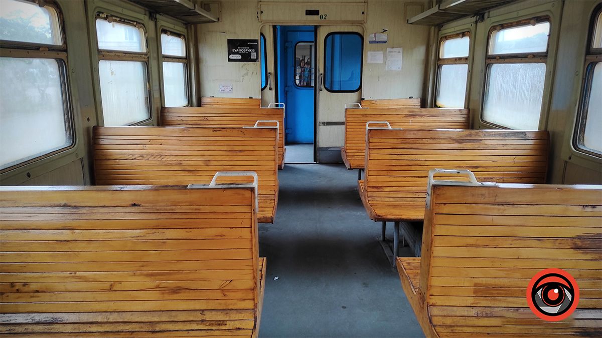 Як нині виглядає потяг на Карпати з Коломиї 2