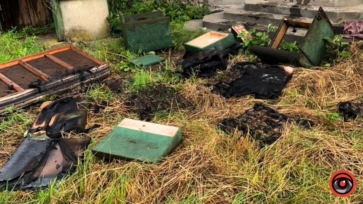 На Коломийщині сталася пожежа: горів житловий будинок 1