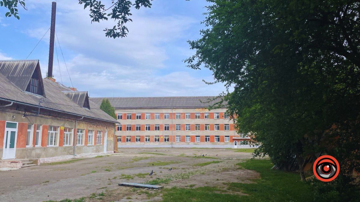 Не вистачило голосів: у Коломиї не підтримали перепрофілювання ліцею №2 2