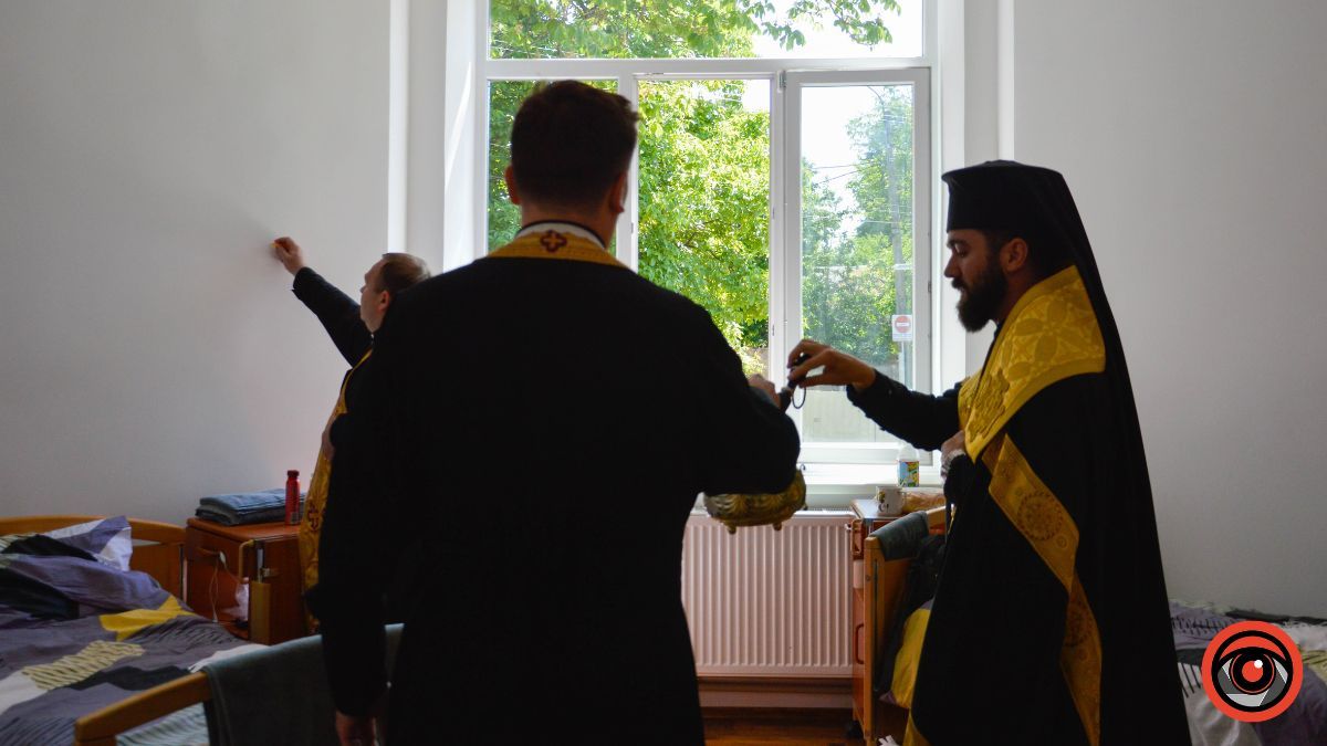 У Коломиї відкрили та освятили новий шелтер для ВПО 22