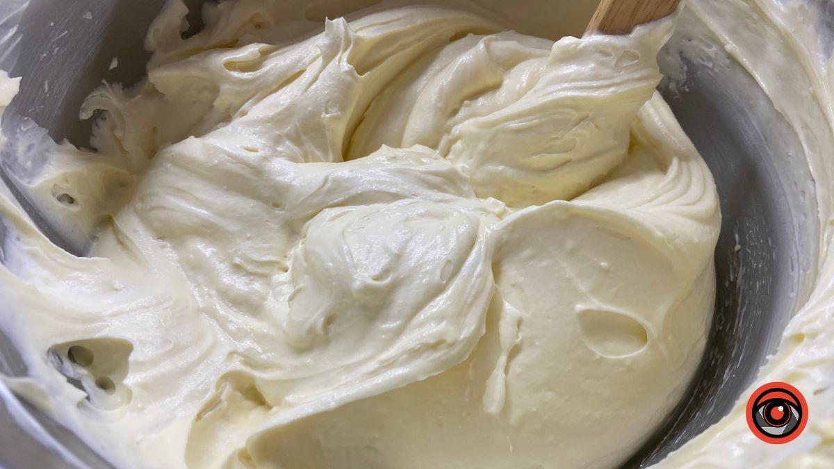 Смачний літній десерт: тірамісу з полуницею 7