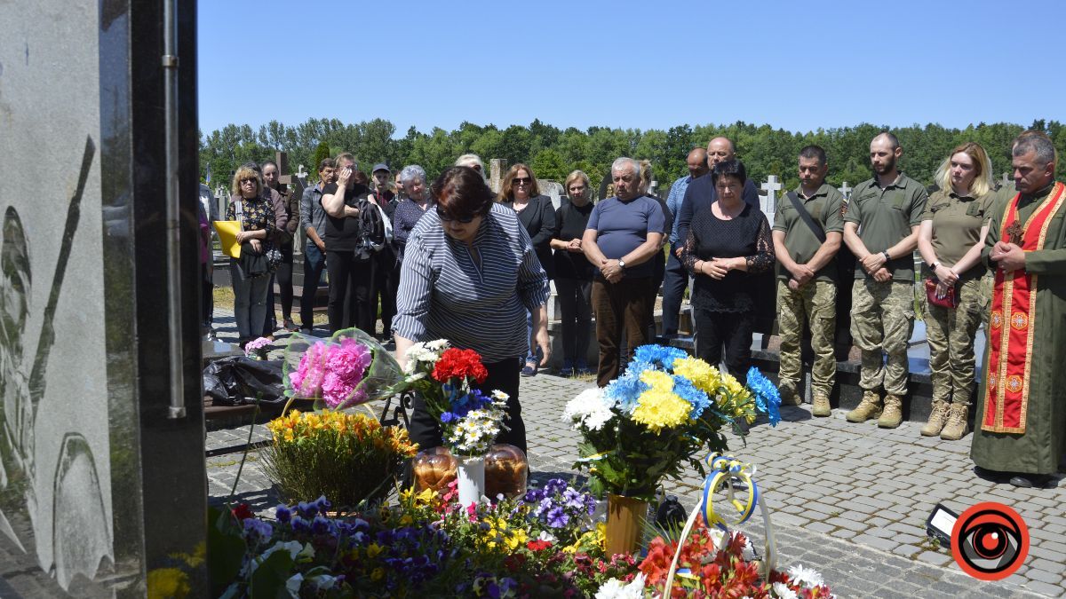 Пам'ять Героя України Тараса Сенюка вшанували у Коломиї 8