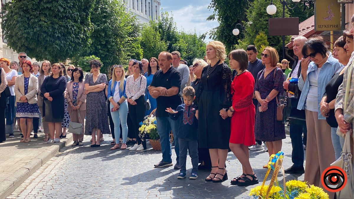 У Коломиї відкрили меморіальну дошку загиблому Любомиру Бордуну 9