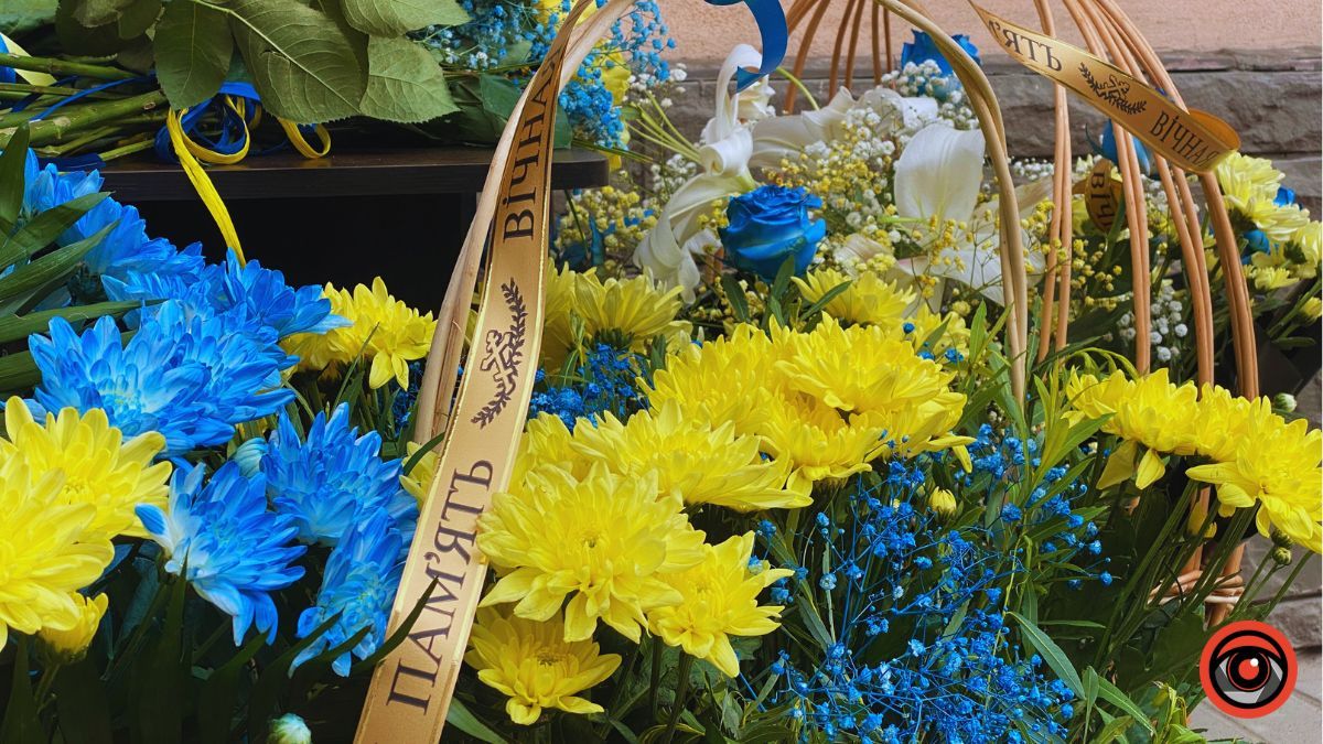 У Коломиї відкрили меморіальну дошку загиблому Любомиру Бордуну 16