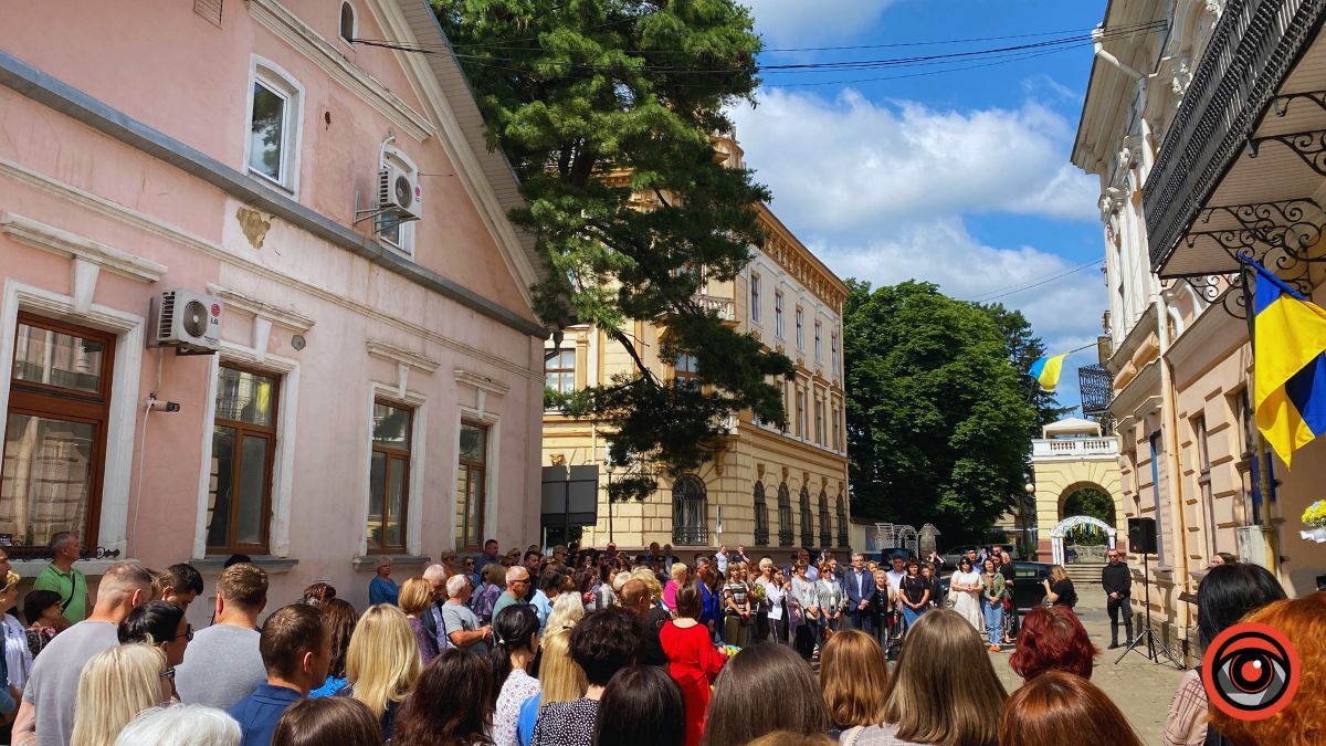 У Коломиї відкрили меморіальну дошку загиблому Любомиру Бордуну 4