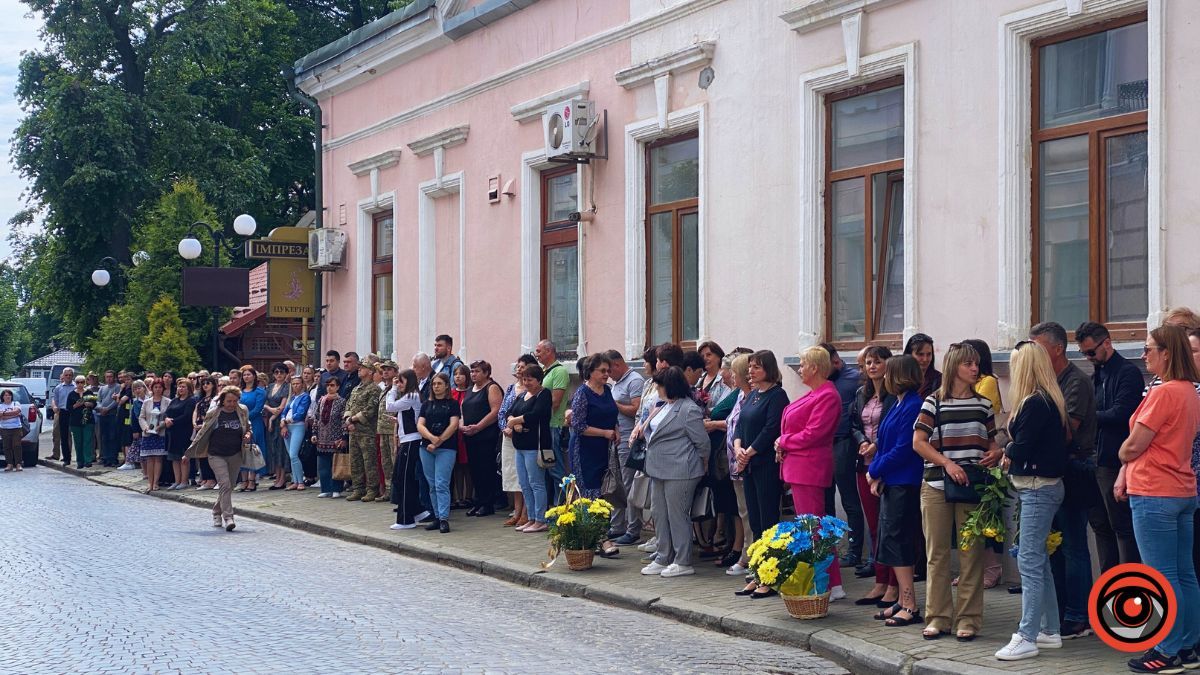 У Коломиї відкрили меморіальну дошку загиблому Любомиру Бордуну 1