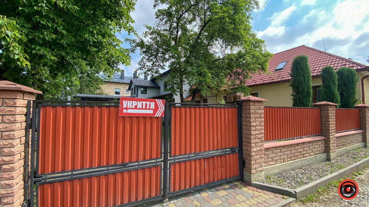 Зелена, спокійна та затишна: історія вулиці Остапа Терлецького 15