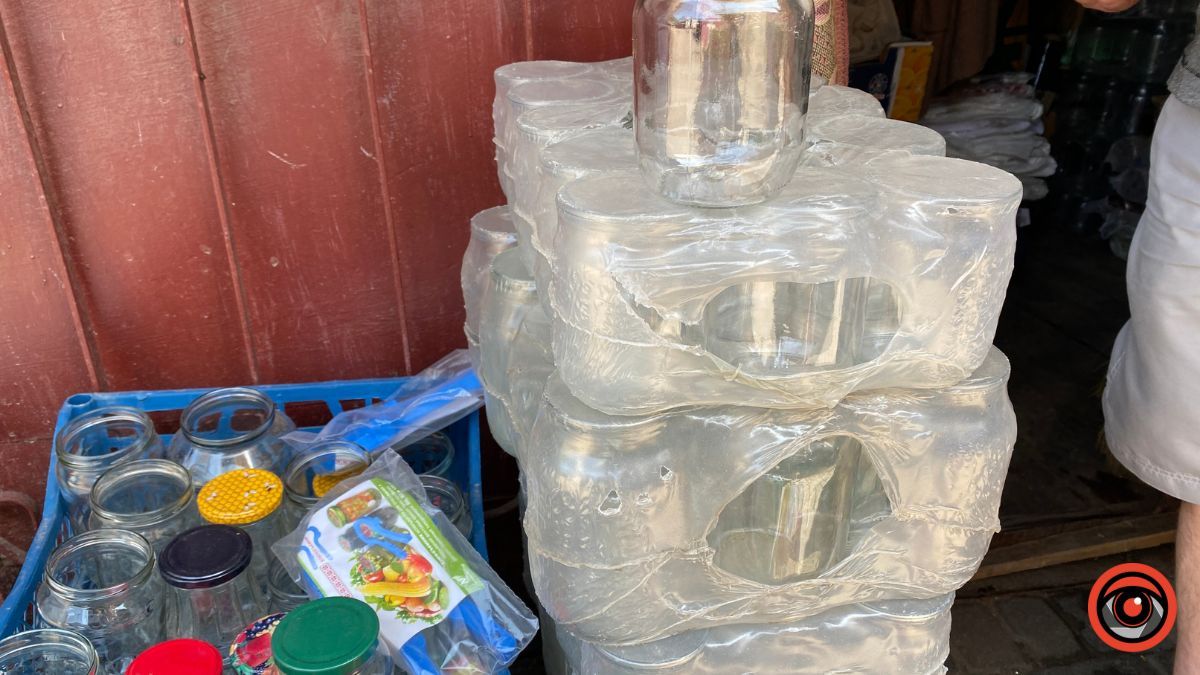 Скільки коштує набір для закруток на коломийському базарі 3