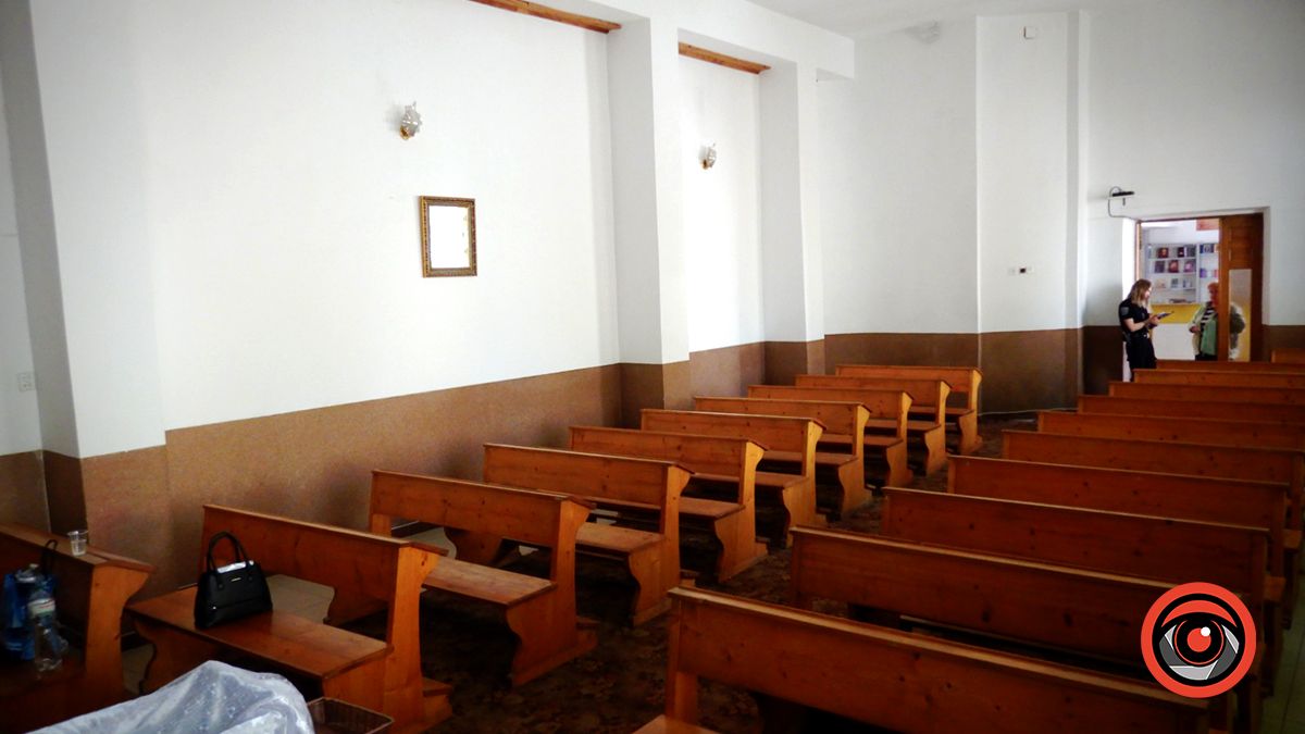 У церкві св. Йосафата обікрали жінку 3