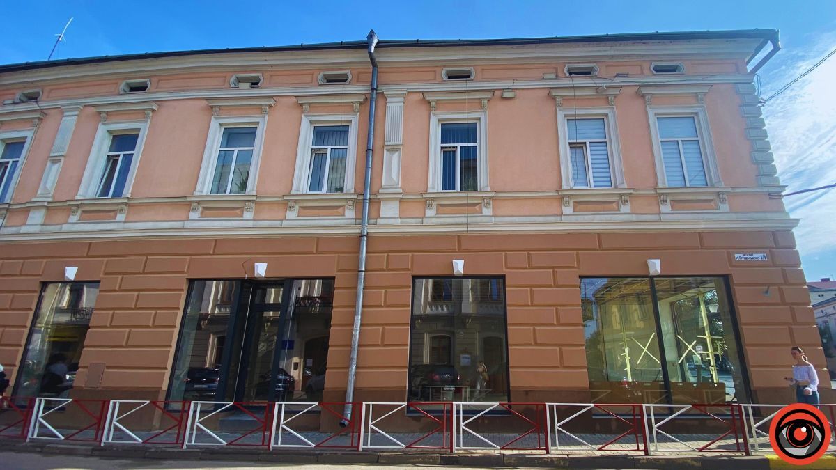 Чи законно встановлювати пластикові вікна в історичних будівлях Коломиї 2