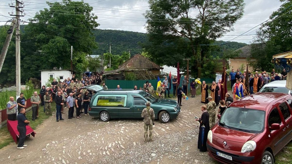 На Городенківщині попрощалися з Героєм Іваном Москаликом 6