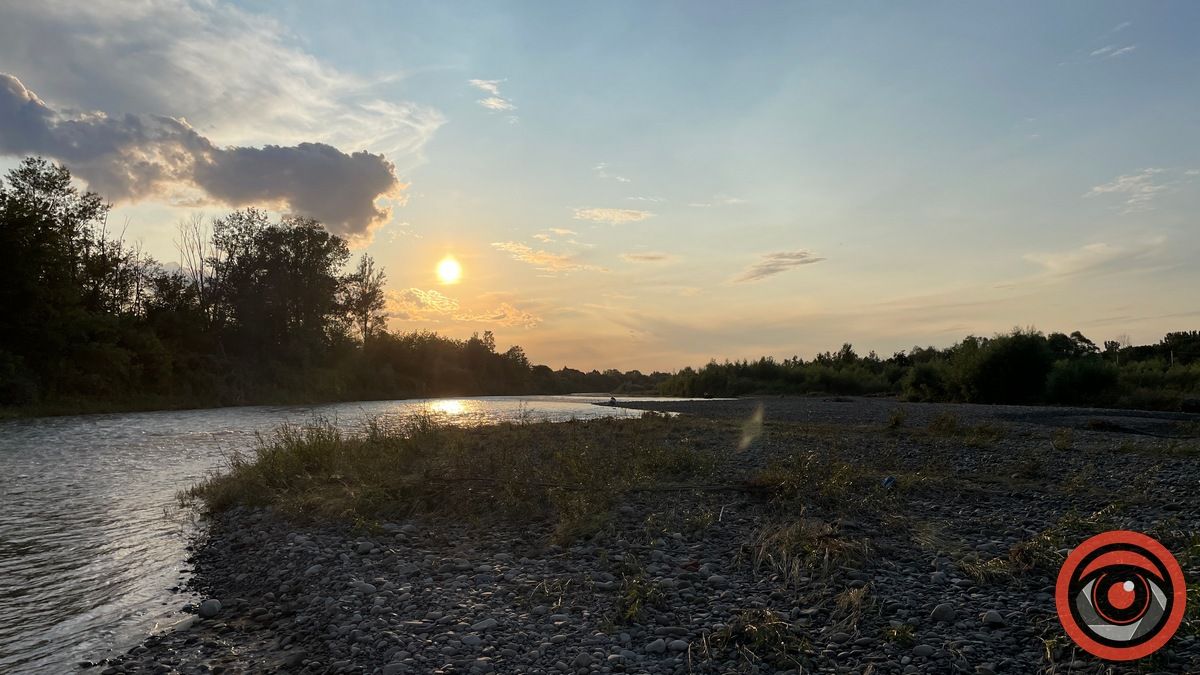 Як сонце ховається за Прут: фотомедитація коломийського надвечір'я 8