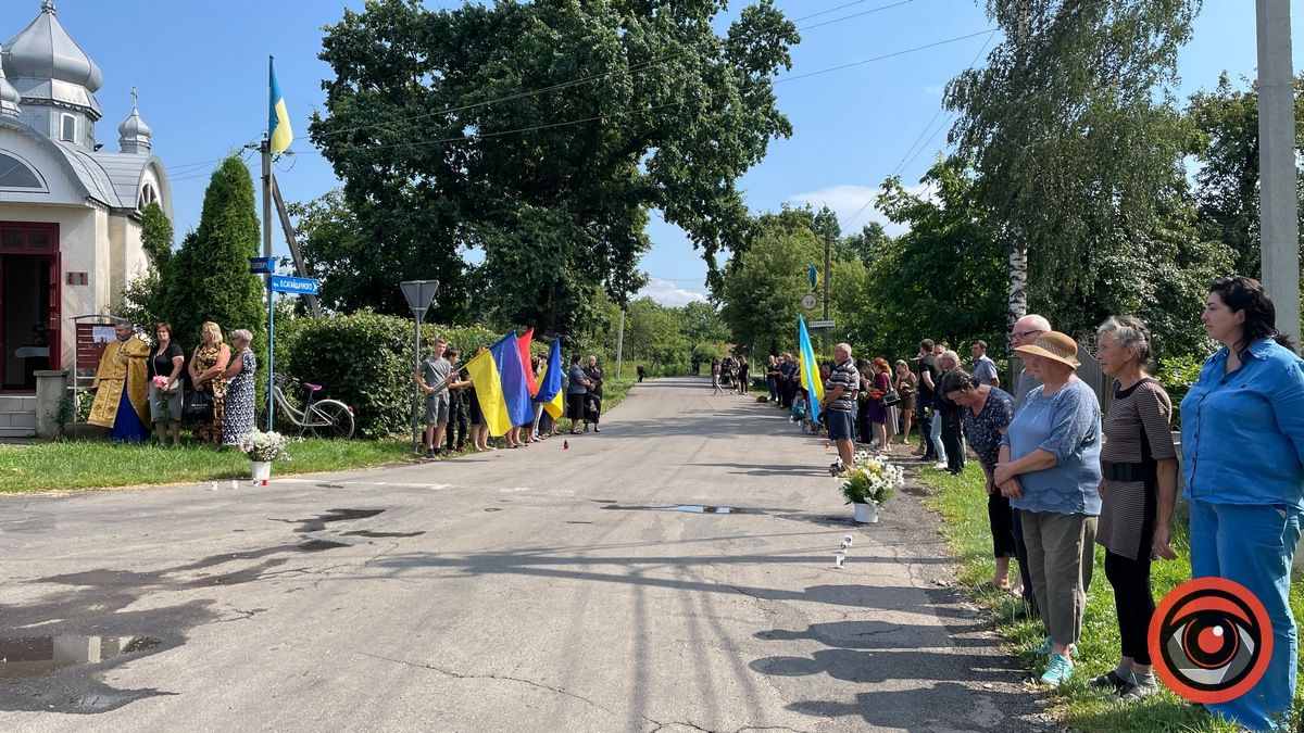 До Воскресінців назавжди повернувся Герой Ростислав Зяя 1