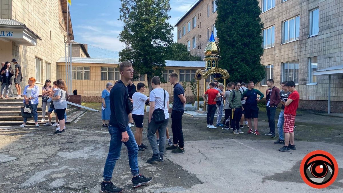 Викладачі й студенти коледжу в Коломиї виступають проти реорганізації 5