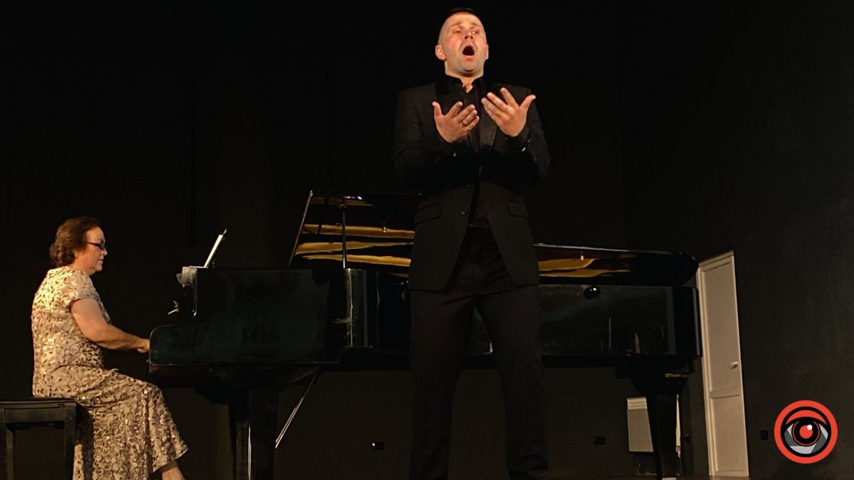 "O sole mio": у Коломийській філармонії звучали оперні голоси 18