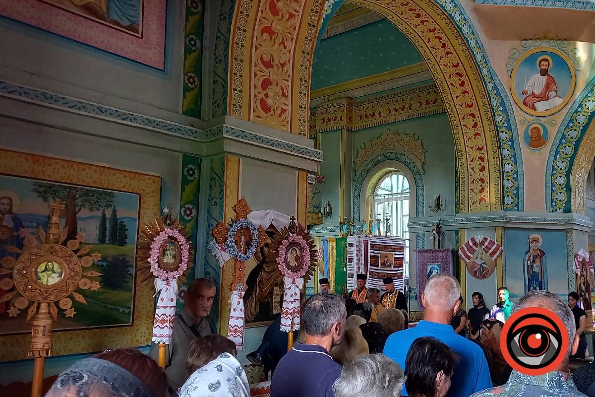 Село Воскресінці попрощалося із загиблим воїном Ростиславом Зяєю 7