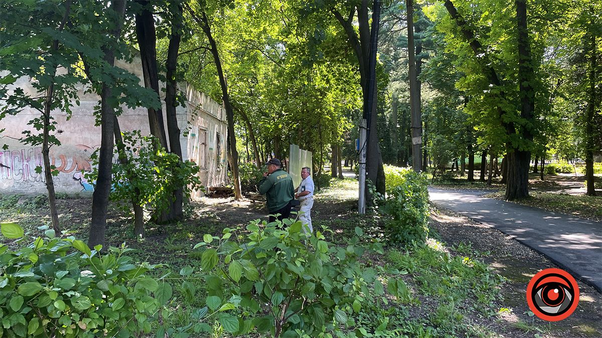 Як після реконструкції виглядатимуть будиночок садівника та оранжерея парку Коломиї 4