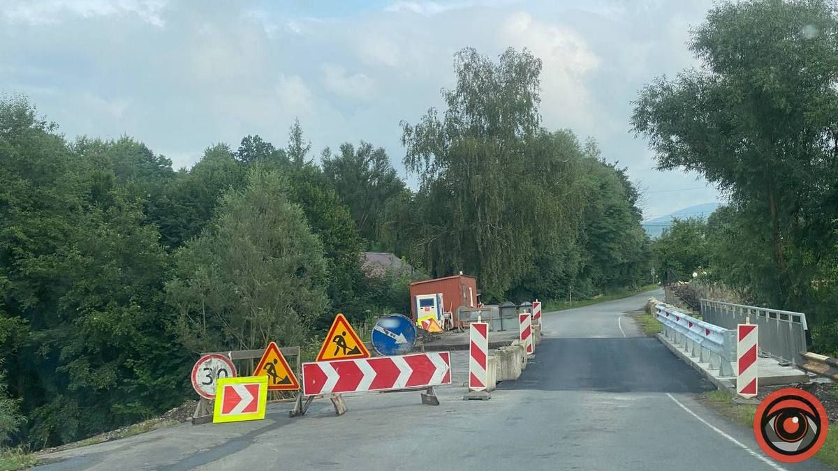 На Косівщині рух через міст ускладнено 1
