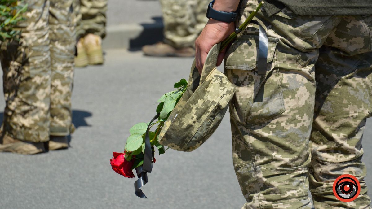 Коломия попрощалася з Героєм Дмитром Кіземою 14