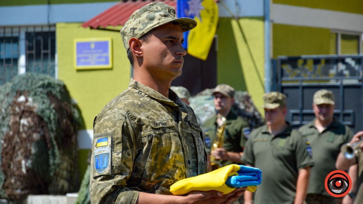 Коломия попрощалася з Героєм Дмитром Кіземою 6