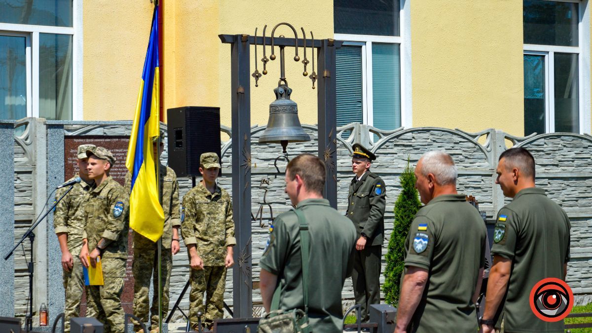 Коломия попрощалася з Героєм Дмитром Кіземою 10