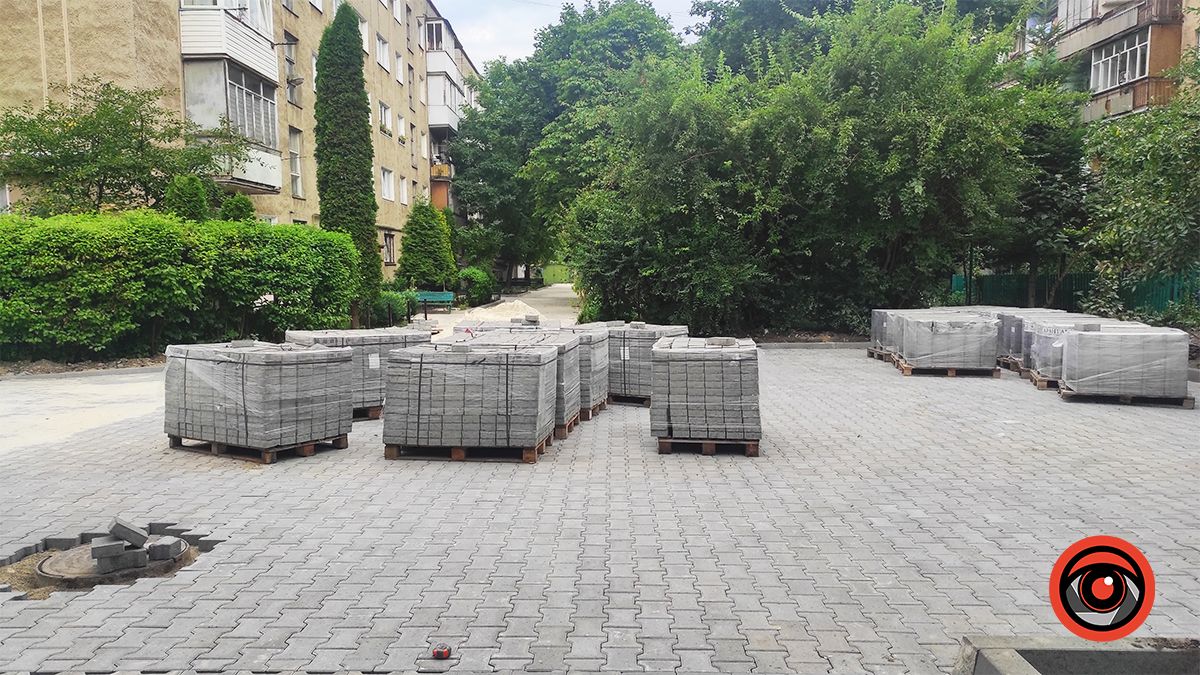 Встигнути освоїти мільярд: скільки коштів Коломия кинула на бруківку
