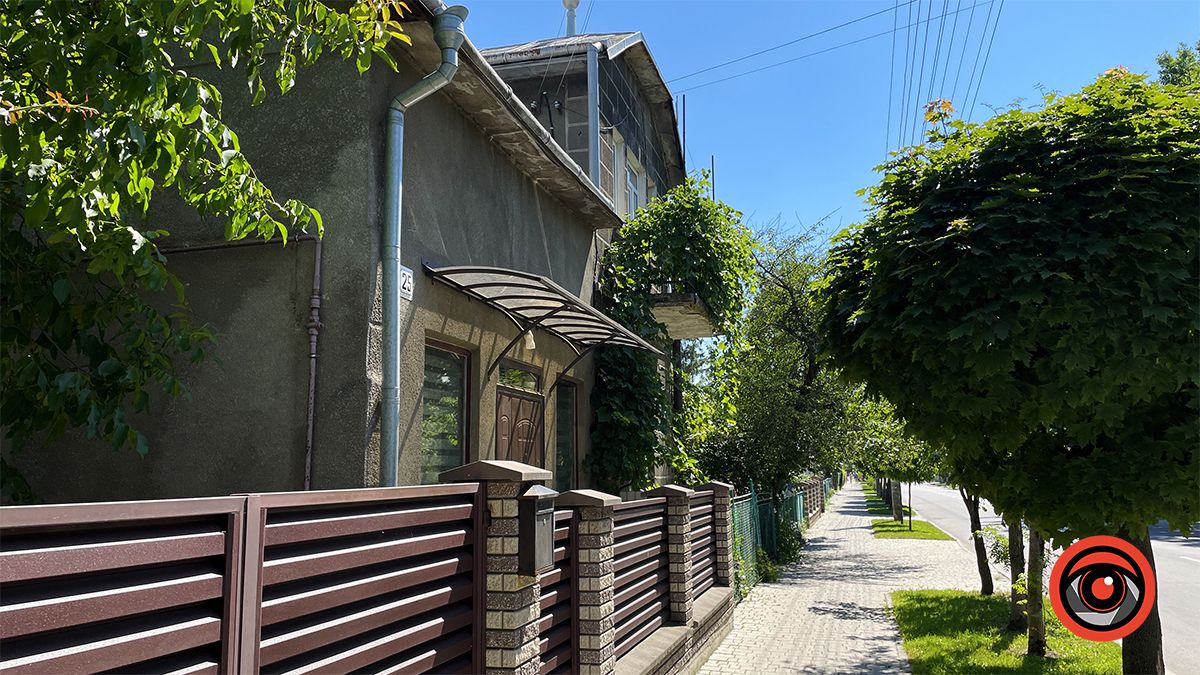 750 метрів вулицею Юрія Шкрумеляка в Коломиї 20