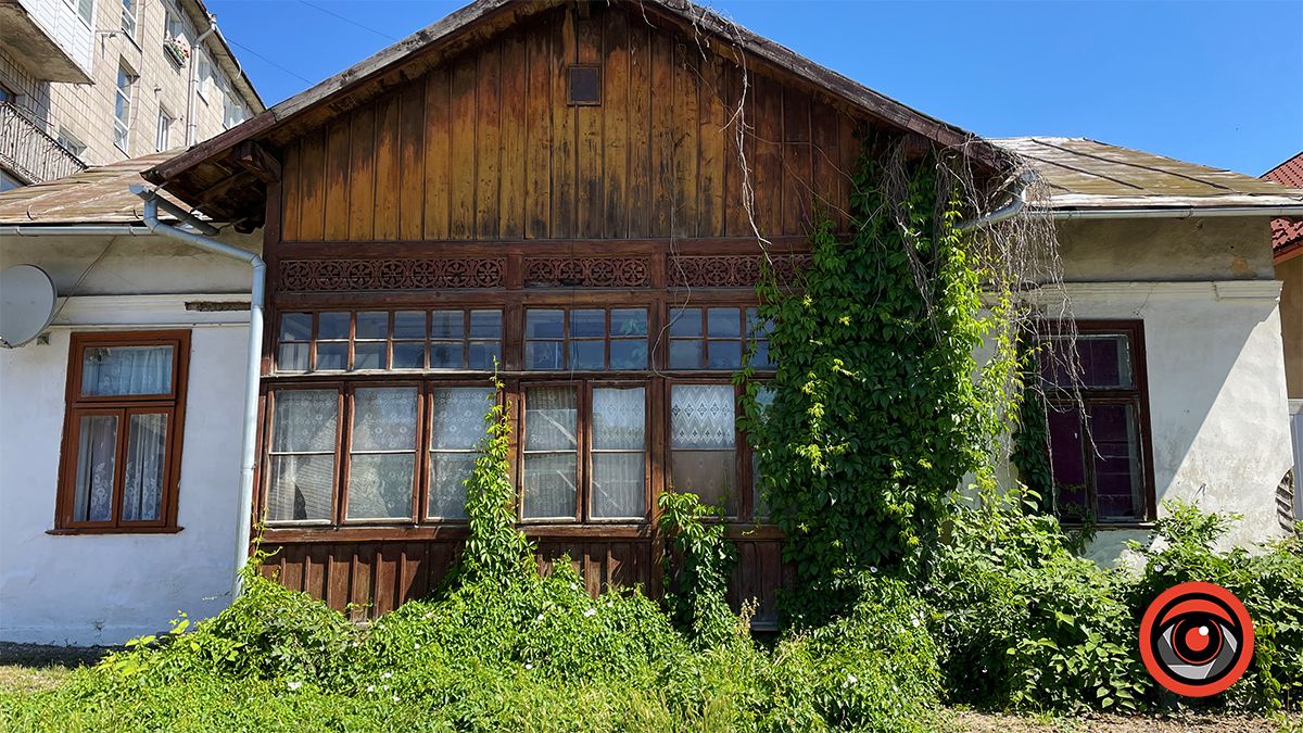 750 метрів вулицею Юрія Шкрумеляка в Коломиї 10