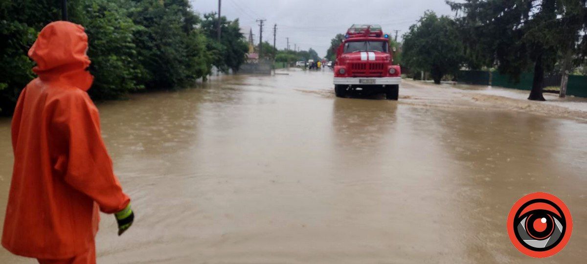 Наслідки паводку у селі Нижній Вербіж | ВІДЕО 1
