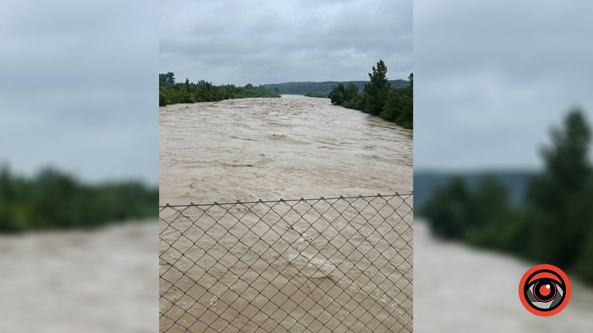 Який рівень води біля Стрітенського моста у Воскресинцях 1