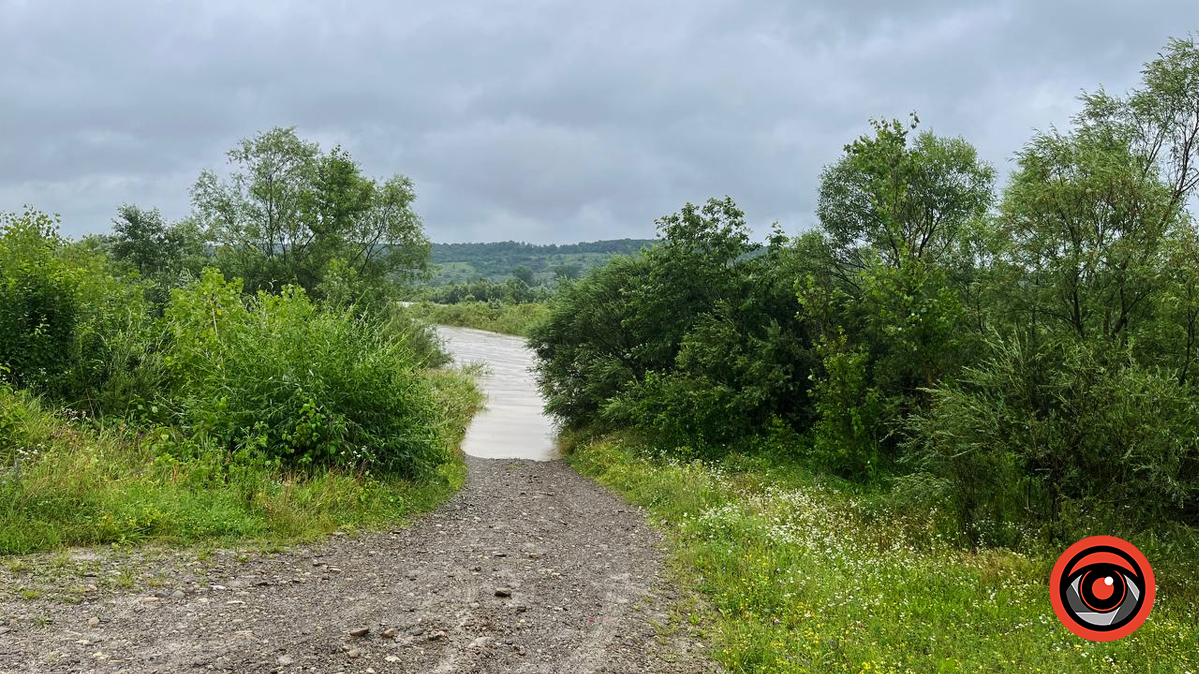 Який рівень води біля Стрітенського моста у Воскресинцях 2