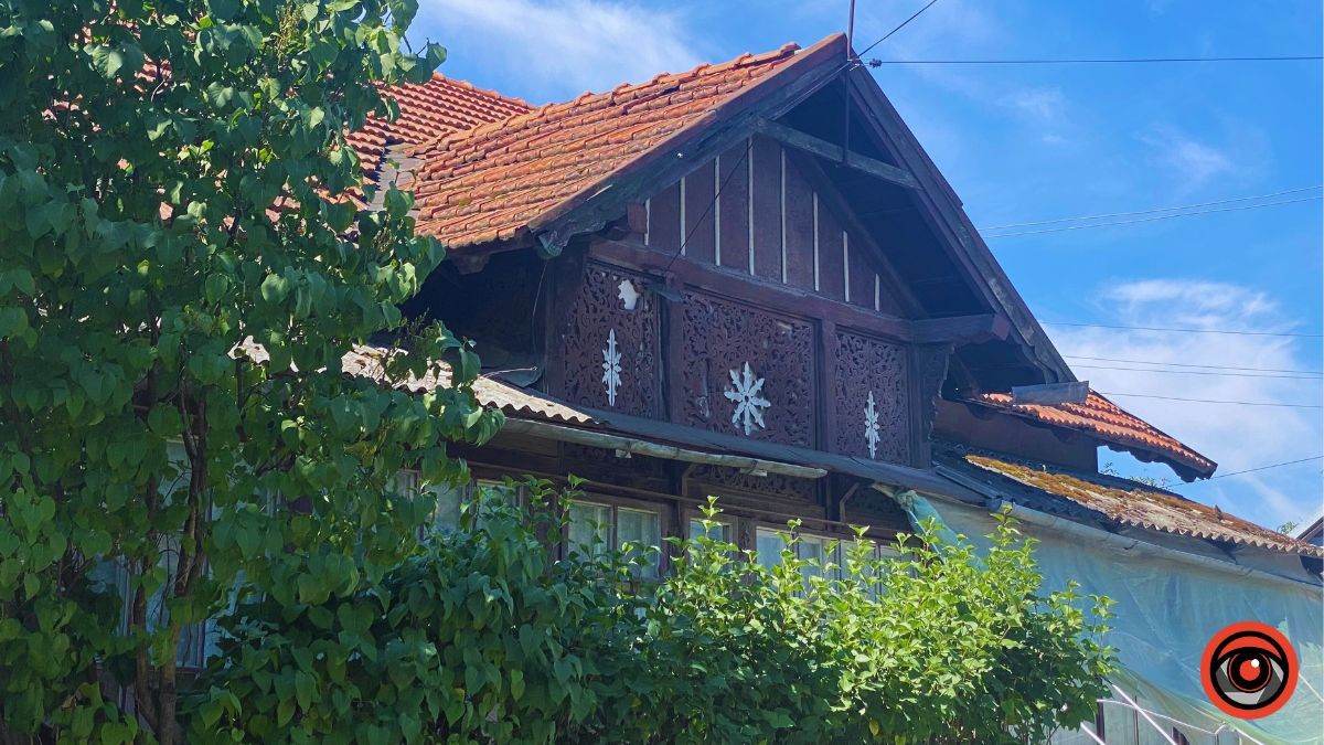 Давні будівлі, які пронизані історією | вулиця Миколи Верещинського 10