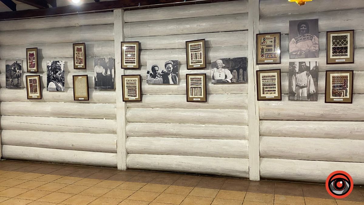 "А я свою вишиванку д'серцю пригортаю": у Коломиї відкрилася нова виставка 1