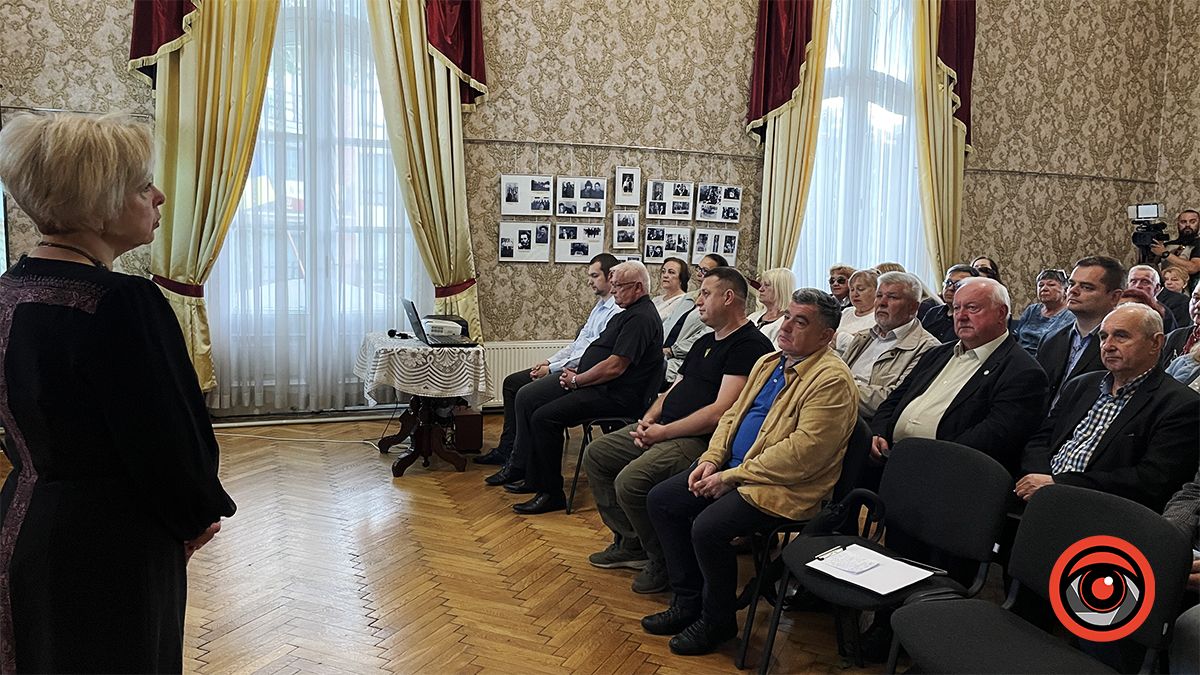 Він вмів задумливо любити Коломию: згадаємо Василя Нагірного 3