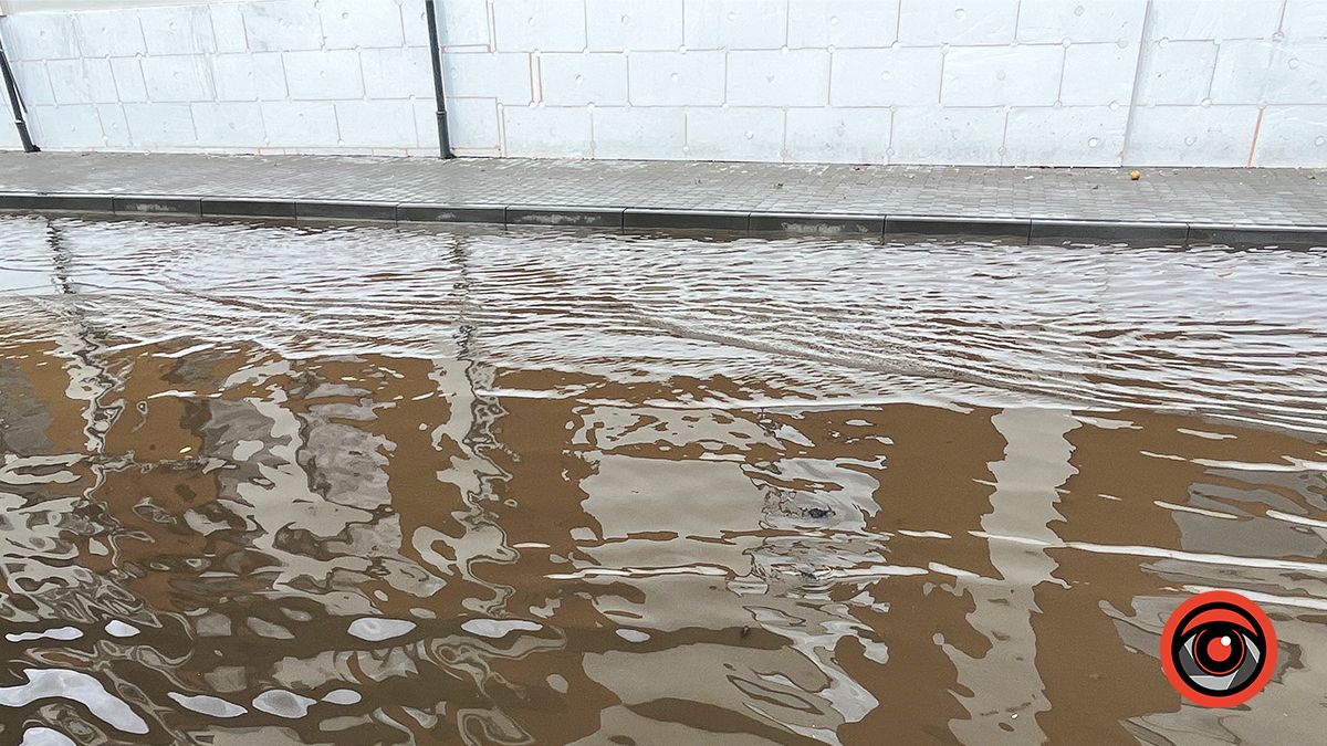 "Водойма на вулиці Валовій" — наслідки нічної грози у Коломиї | Фото 3