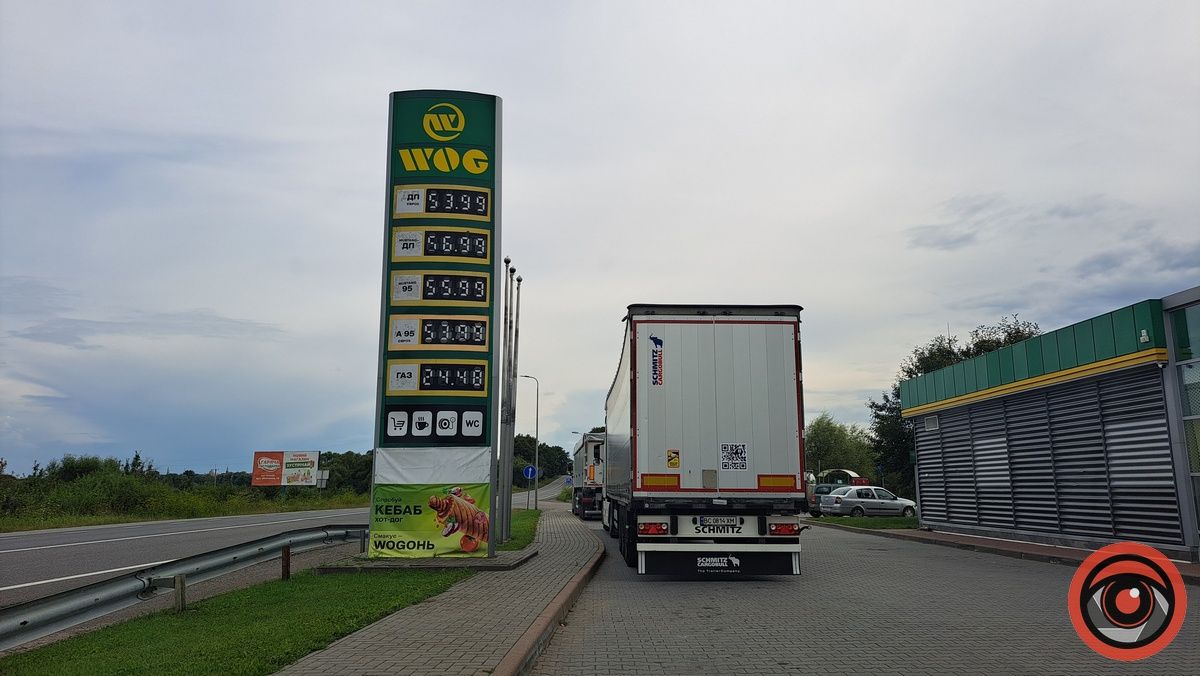 Бензин А 95 - 53,99 грн/л | Дизель - 53,99 грн/л