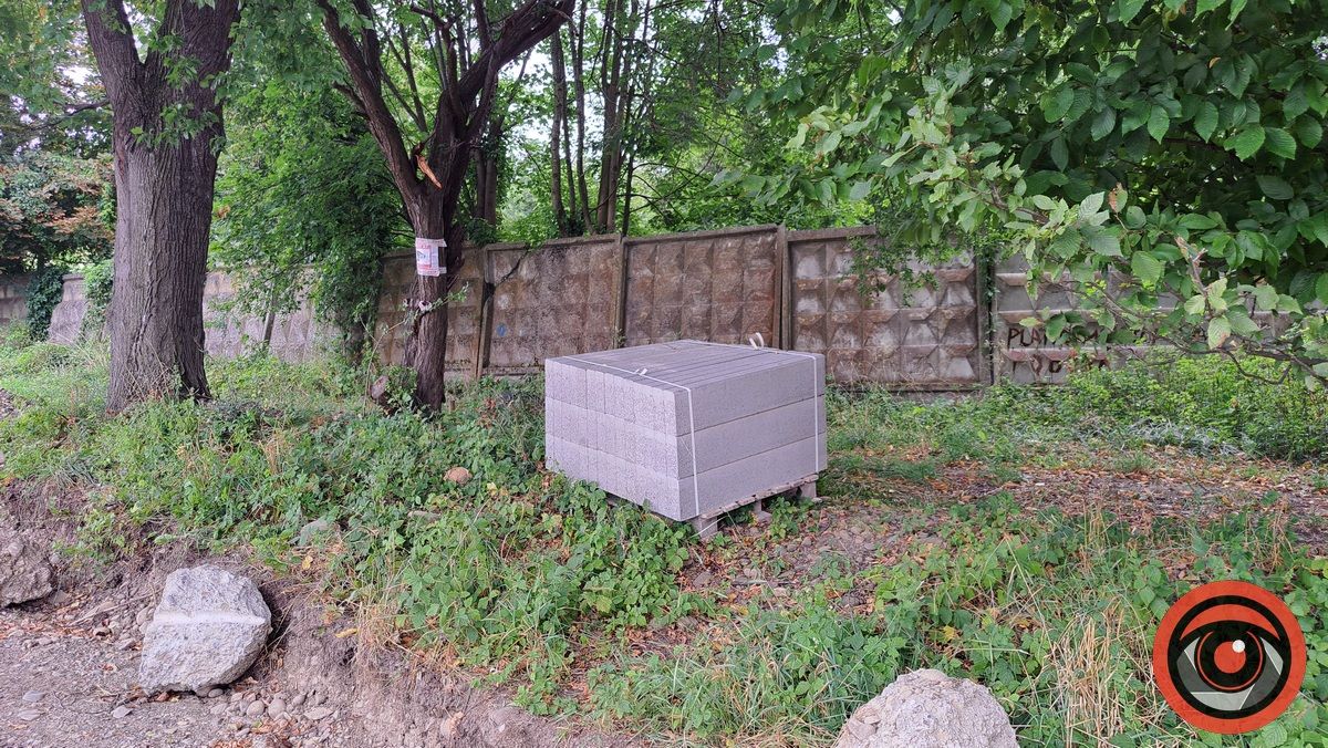 Як на Шевченківському озері в Коломиї укладають бруківку за понад 5 млн 700 тис грн 5