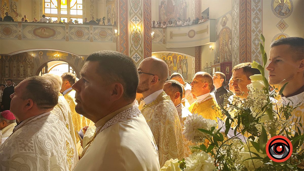 У Коломиї висвятили владику-номінанта Петра Голінея, літургію очолив Блаженніший Святослав 16