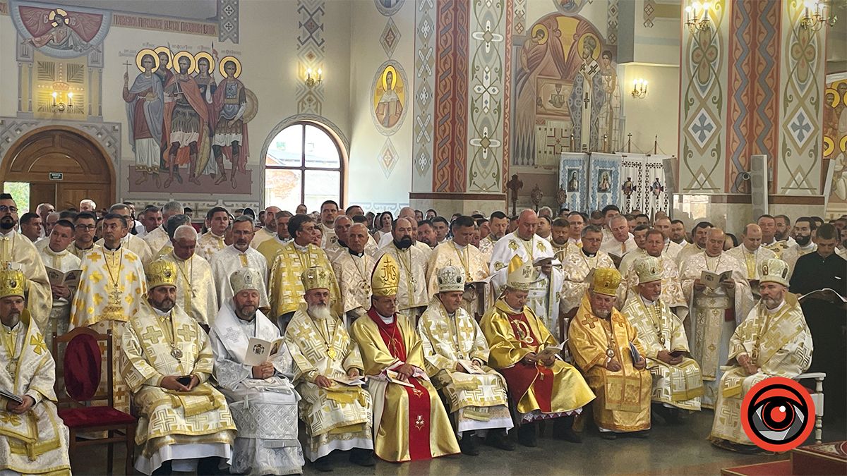 У Коломиї висвятили владику-номінанта Петра Голінея, літургію очолив Блаженніший Святослав 15