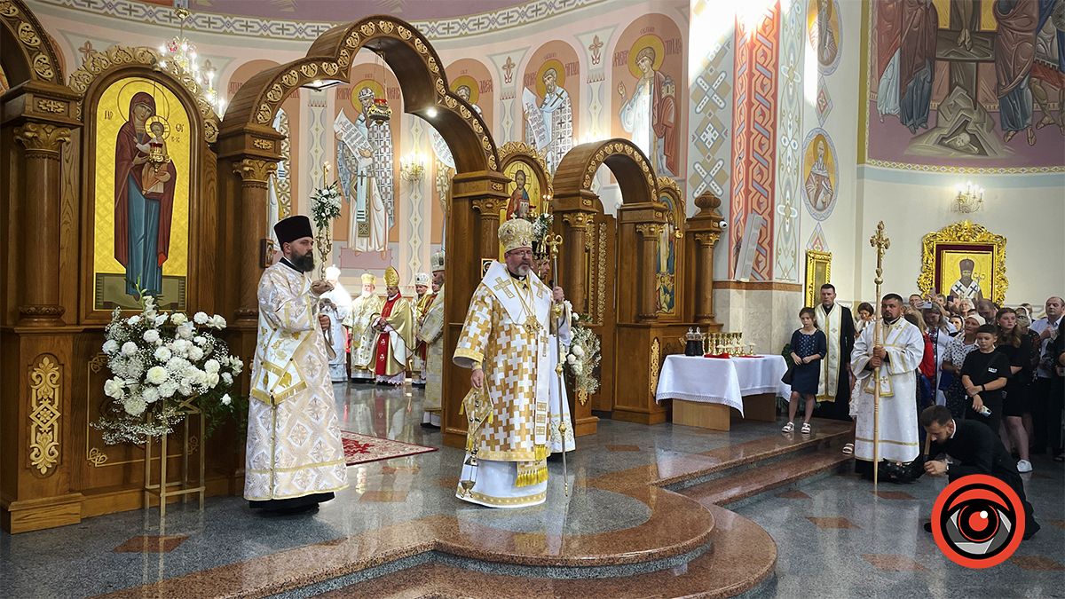 У Коломиї висвятили владику-номінанта Петра Голінея, літургію очолив Блаженніший Святослав 24